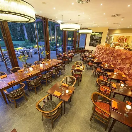 Szálloda Bilderberg 't Speulderbos Garderen